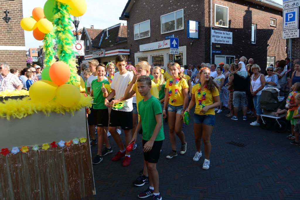 ../Images/Zomercarnaval Noordwijkerhout 2016 247.jpg